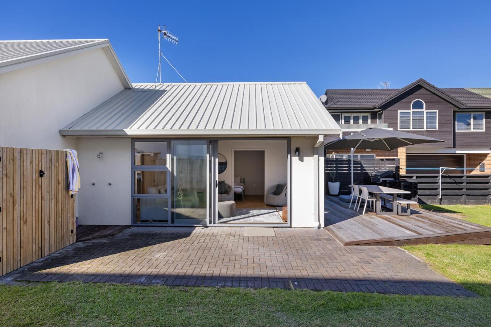 Holiday home The Iconic Kiwi Bach, Full Site Downtown Mount Mount Maunganui